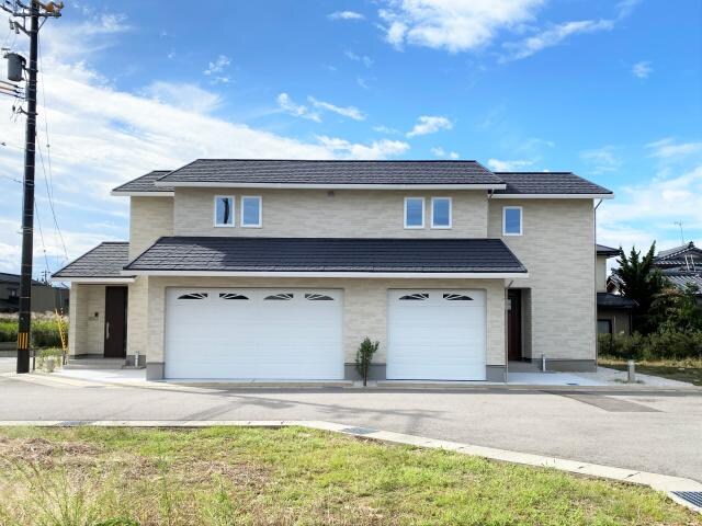 スターティングホーム上小泉の物件外観写真