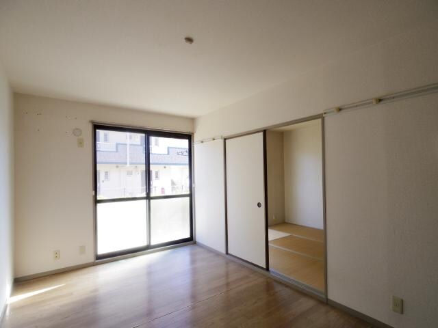 物件内観写真6　(同物件同タイプ)