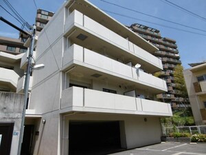 Ｓ．フルール千里外観写真