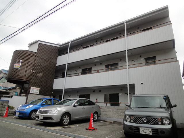 ＣＵＢＥ山手町