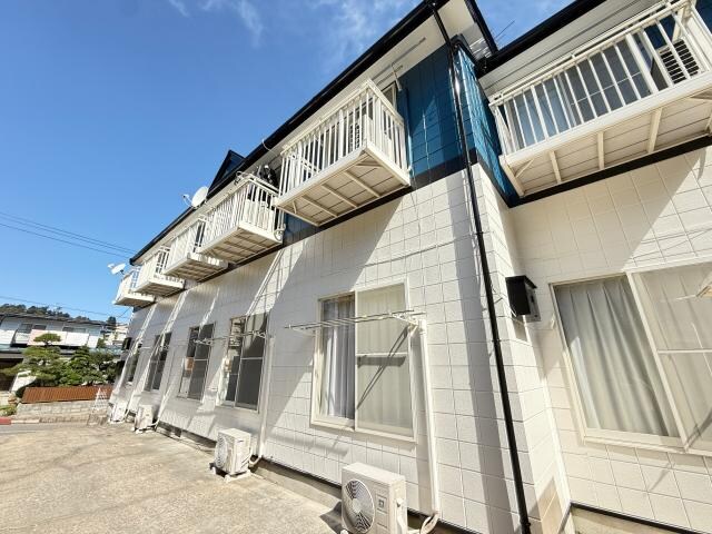 物件外観写真2　(２０２５年９月外装リフォーム済)