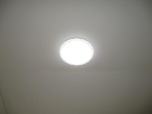 物件内観写真16　(照明器具)