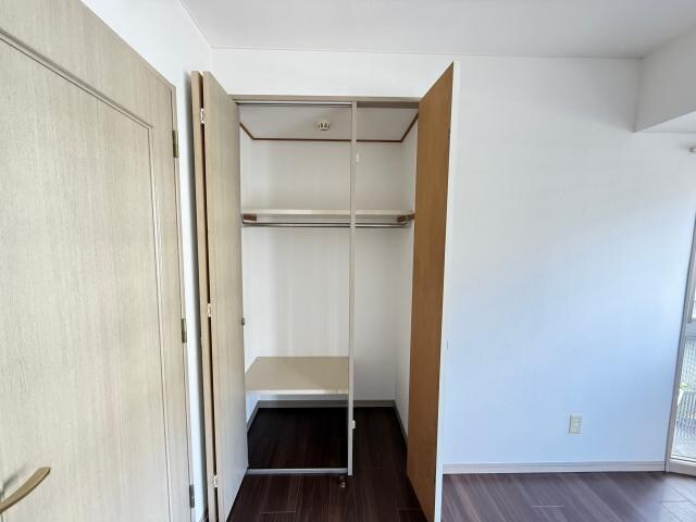 物件内観写真19　(クローゼット)