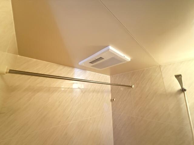 物件内観写真21　(浴室乾燥機)