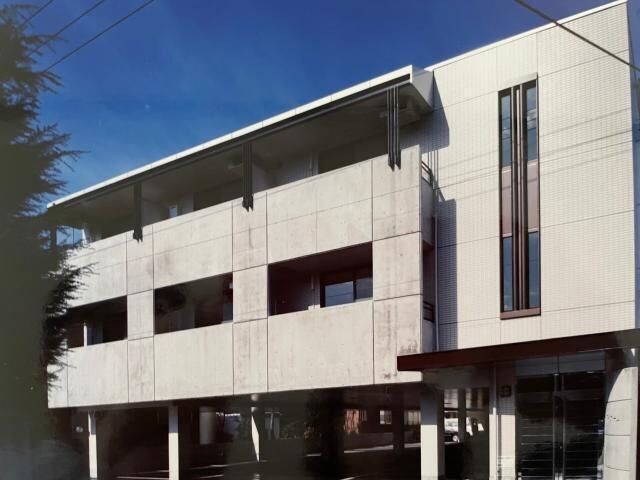 物件外観写真1　(ネット使用料無料マンション)