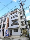 ウッディ信濃町