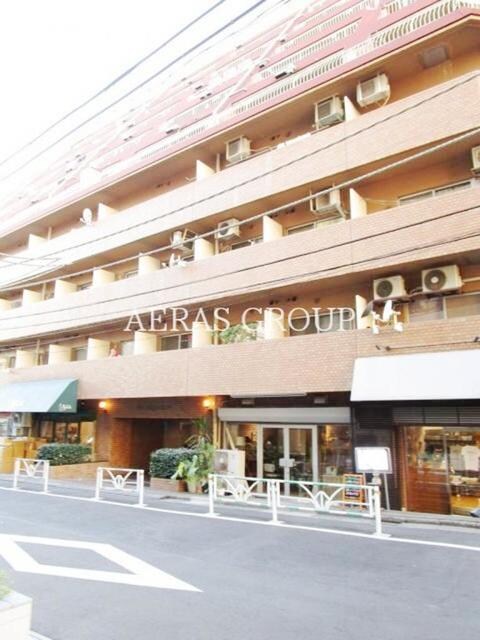バロール代々木の物件外観写真