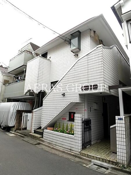 新宿リバストンハイツ外観写真