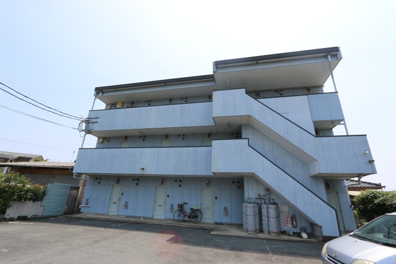 弐番館