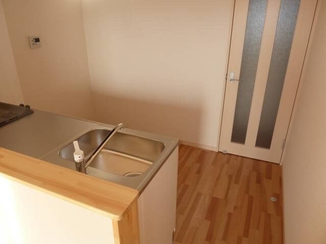 物件内観写真9　(写真は間取りと反転)