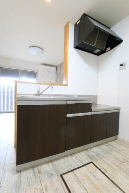 物件内観写真6　(オシャレで使いやすいカウンターキッチン☆)