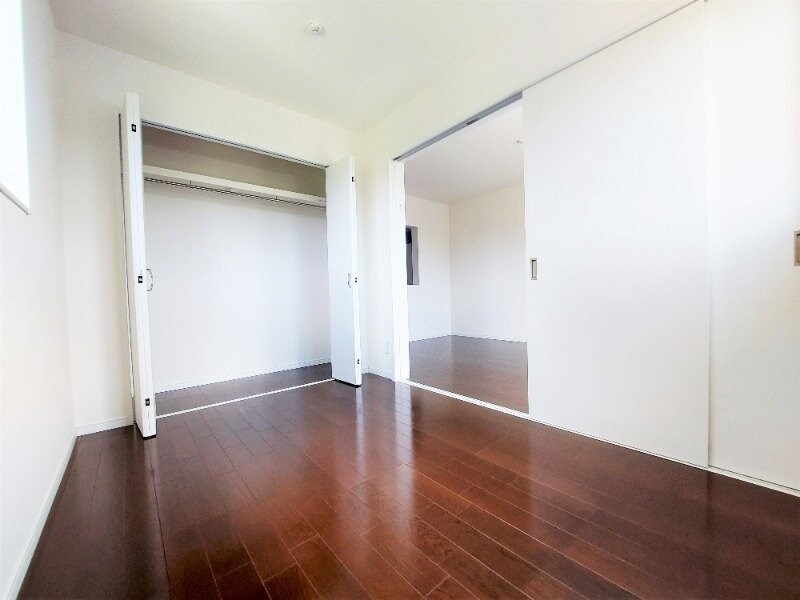 物件内観写真5　(同物件の別部屋です)