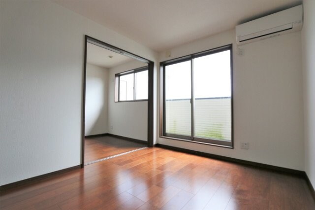 物件内観写真15　(写真は反転のお部屋)