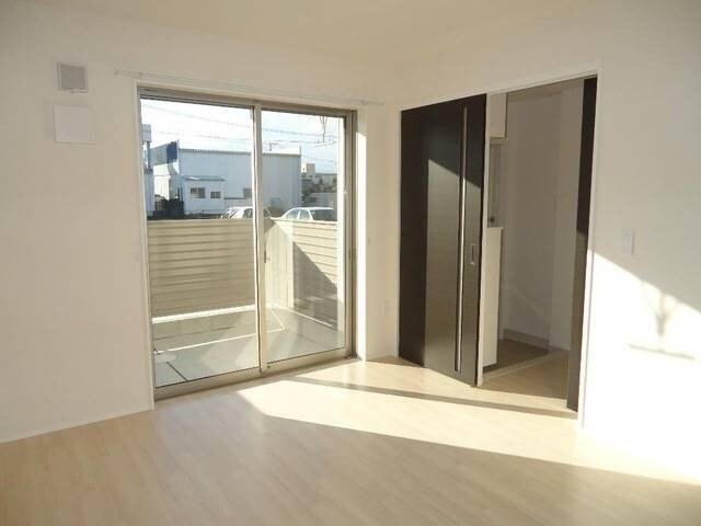 物件内観写真2　(※同物件別部屋のお写真です)