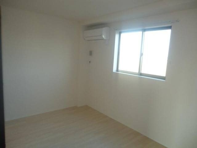 物件内観写真5　(※同物件別部屋のお写真です)