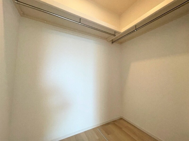 物件内観写真11　(クローゼット)