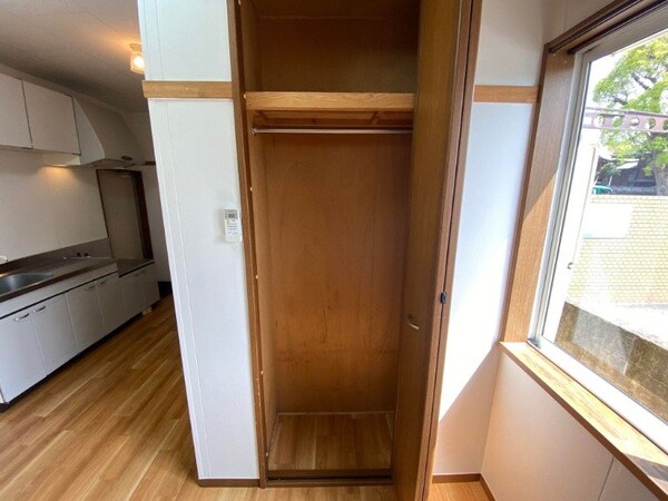 収納(写真は別部屋になります)