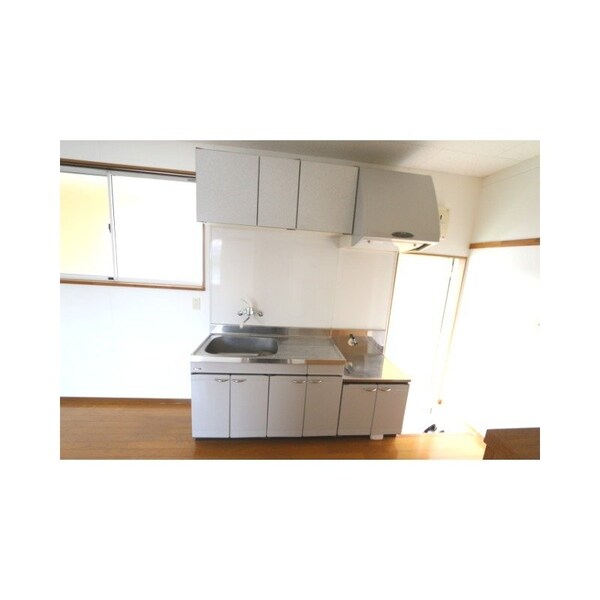 キッチン(写真は別部屋になります)