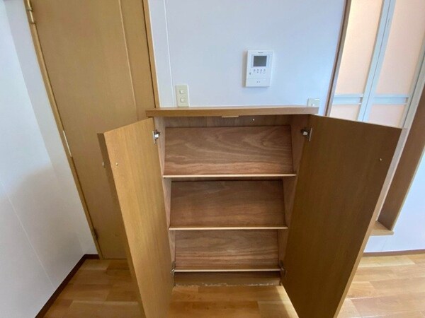 写真は別部屋になります