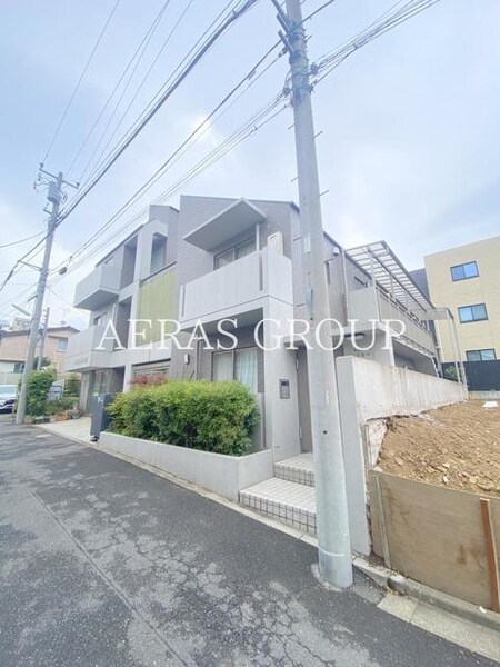 ルミエール下北沢外観写真