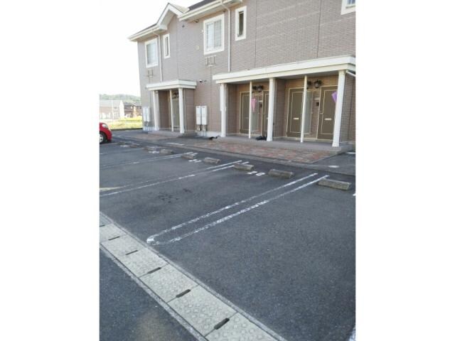 センチュリーⅢの駐車場