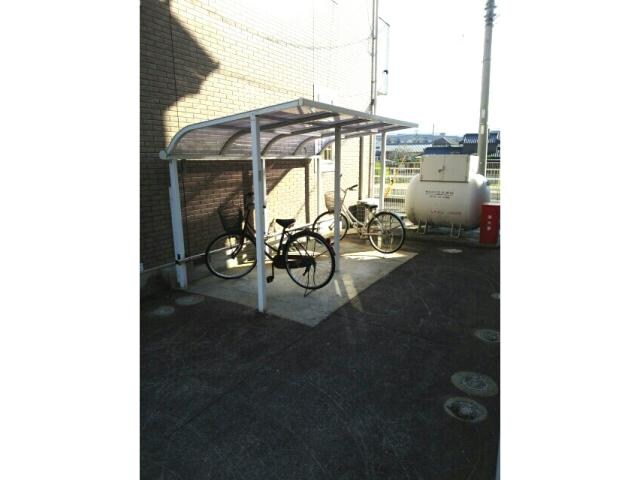 センチュリーⅢの駐輪場