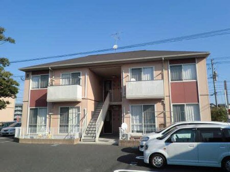 シャーメゾン鷹外観写真