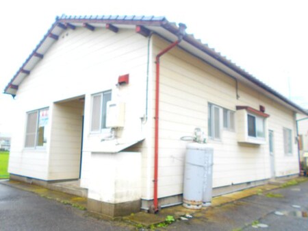 津々見江須賀貸家外観写真