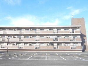 ロイヤルマンション外観写真