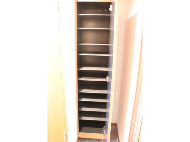 物件内観写真10　(シューズＢＯＸ)
