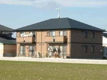 日豊本線 中津駅 2階建 築21年の外観写真