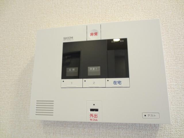 物件内観写真12　(モニター付きインターホン♪)