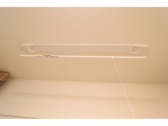 物件内観写真13　(室内物干し♪)