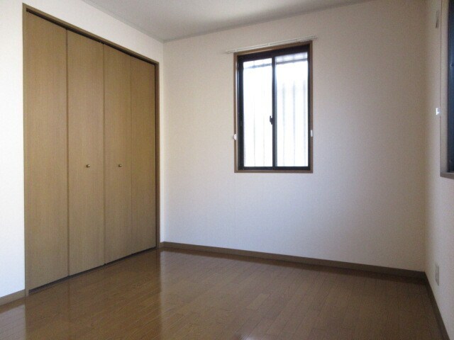 物件内観写真6　(北側洋室６帖)