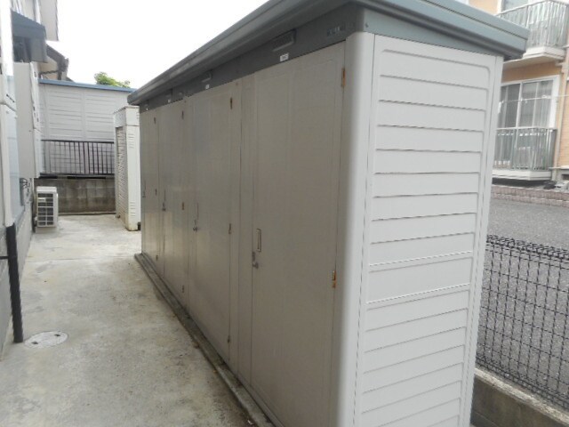 物件外観写真2　(敷地内物置)