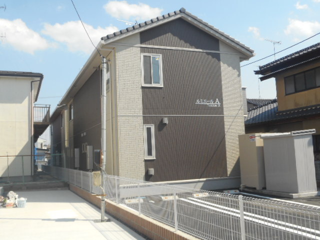 ルミエールＡ