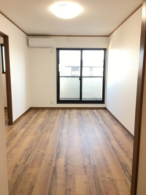 物件内観写真6　(LDK9.9帖)