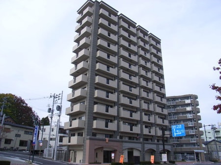 コンフィアル赤木外観写真