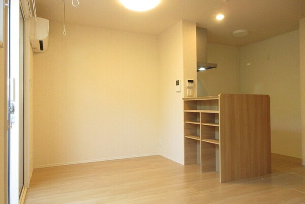 居室(ＤＫ7.6帖)