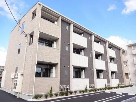 ルー　レジデンス外観写真
