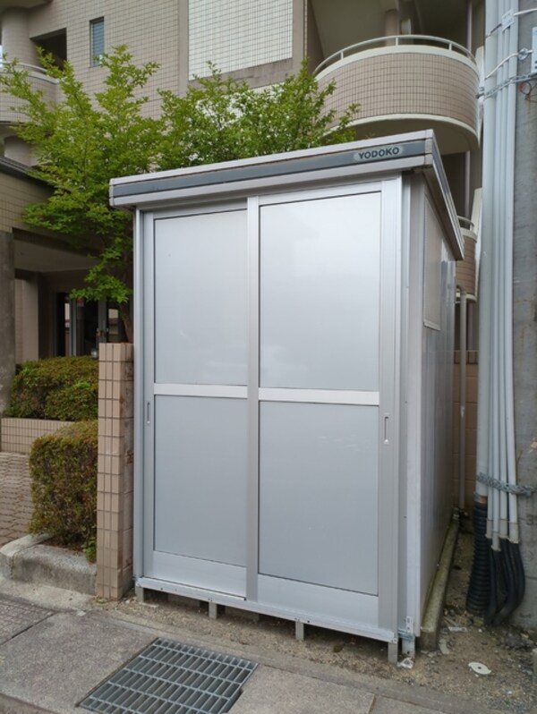共用設備(ゴミ置き場)