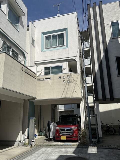 荒川８丁目貸家