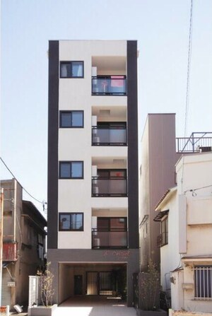b'CASA Yahiro外観写真