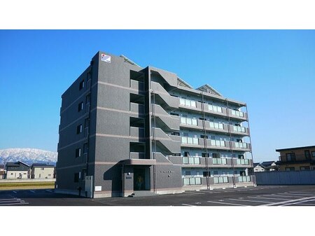 ラヴィベール竹田外観写真