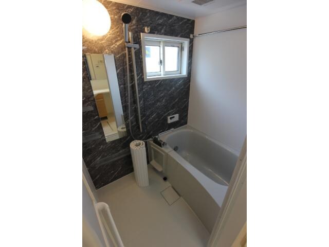 メープル・コートのバス