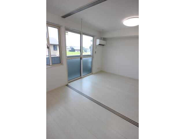 ブランズ北魚津の居室