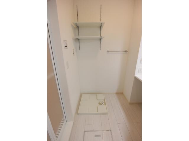 ブランズ北魚津の洗面・脱衣所