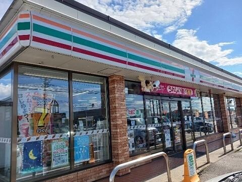 物件内観写真17　(コンビニまで550ｍ)