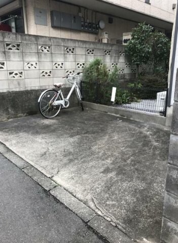 物件外観写真3　