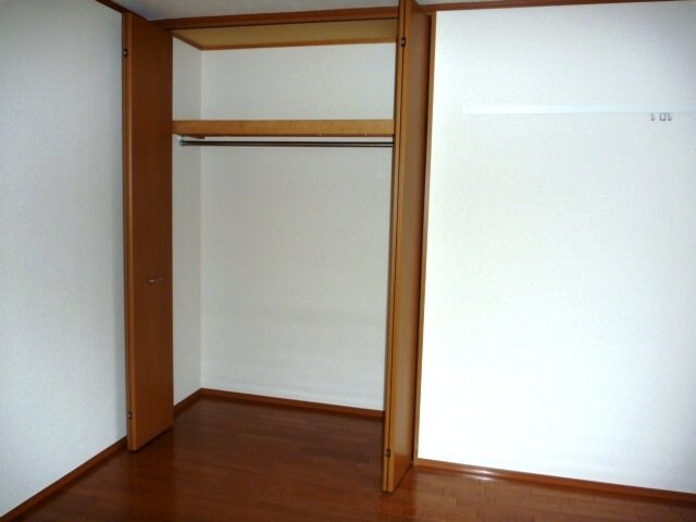 物件内観写真10　(リフォーム前)